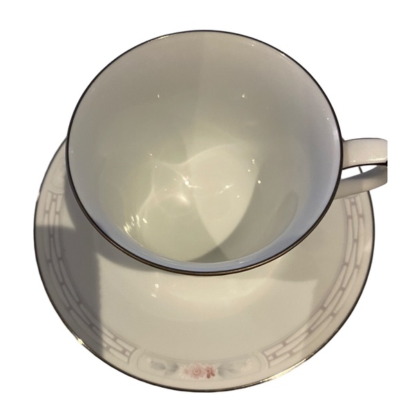 Noritake Carthage 3330 set of 2 China Tea Cups Pink Floral Pattern Platinum Trim - Picture 3 of 9